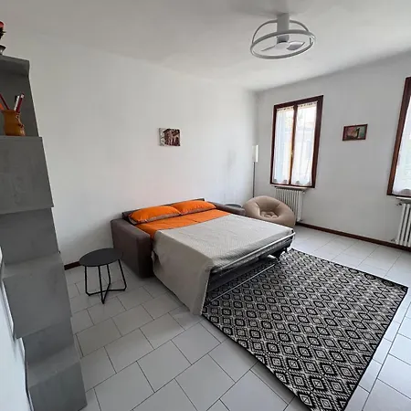 Apartman House *